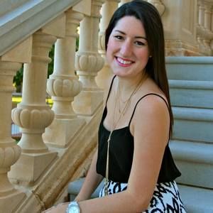 Meet your Posher, Elizabeth